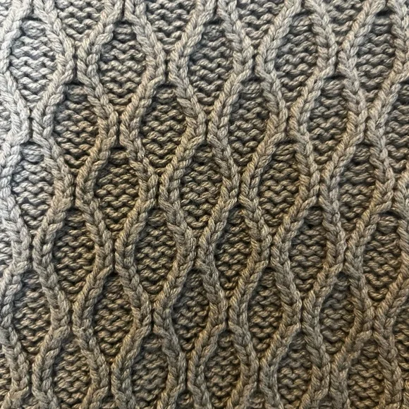 Aspen Kids Shawl/Shrug Turtleneck Sweater with Faux Fur Details Size 2T - Picture 4 of 8